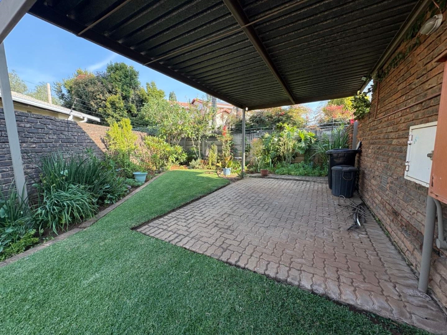 3 Bedroom Property for Sale in Birchleigh Gauteng