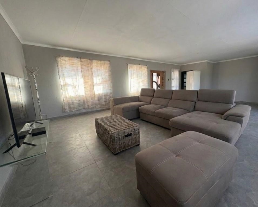 3 Bedroom Property for Sale in Houtkop A H Gauteng