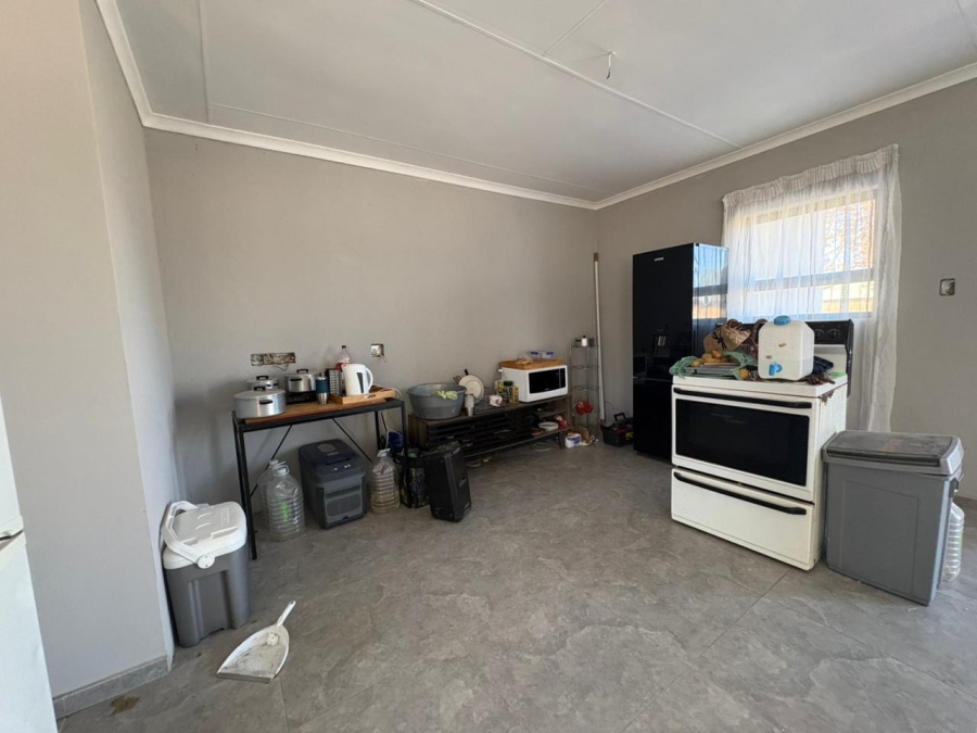 3 Bedroom Property for Sale in Houtkop A H Gauteng