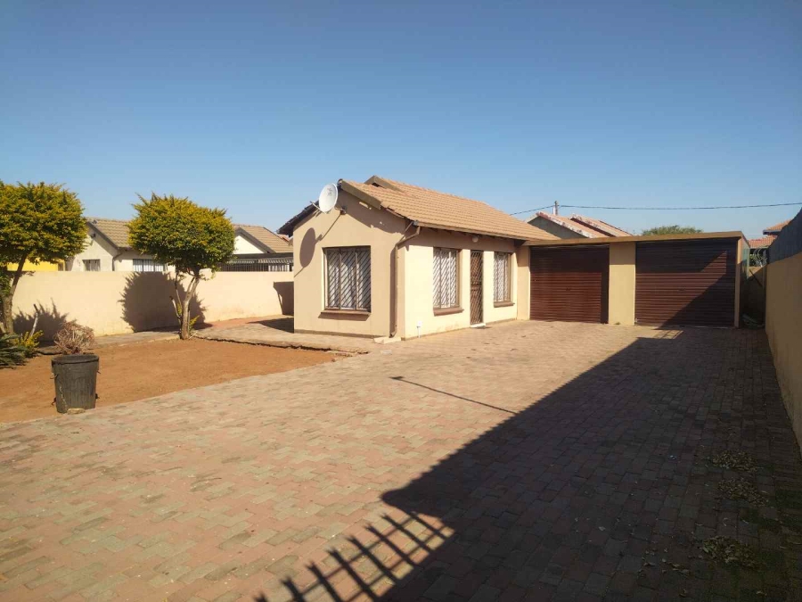 2 Bedroom Property for Sale in Soshanguve VV Gauteng
