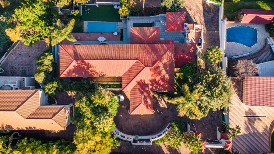 5 Bedroom Property for Sale in Waterkloof Ridge Gauteng