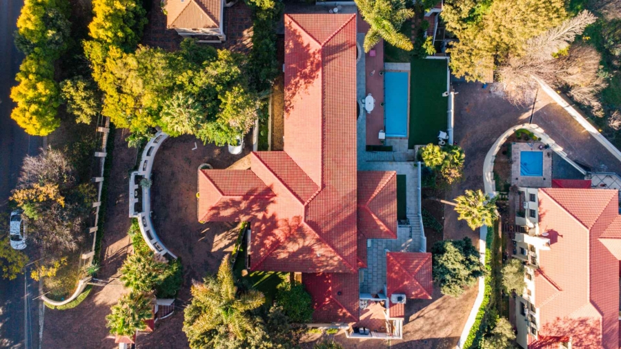 5 Bedroom Property for Sale in Waterkloof Ridge Gauteng