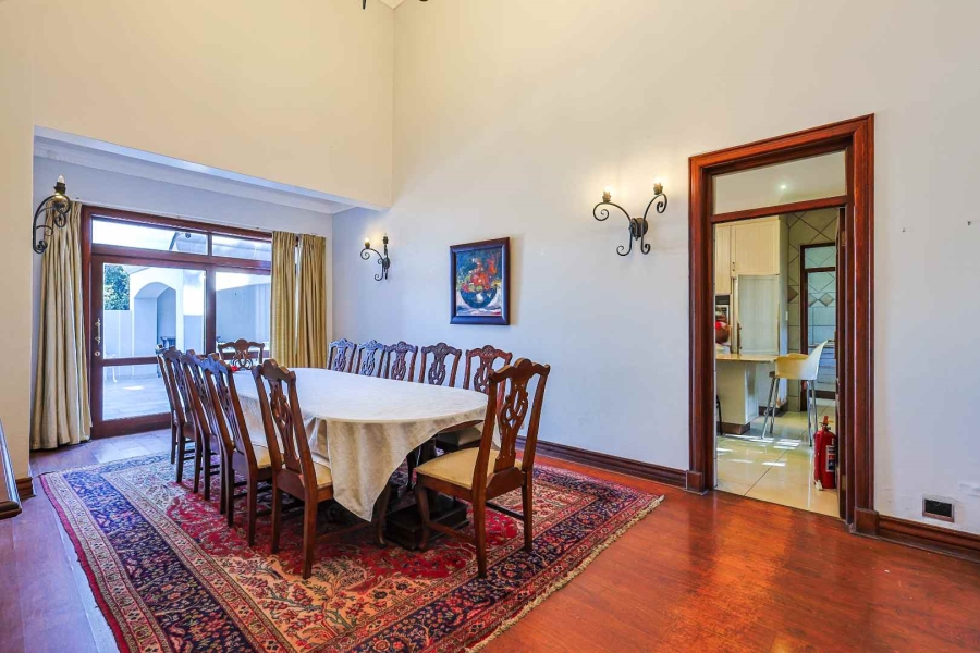 5 Bedroom Property for Sale in Waterkloof Ridge Gauteng