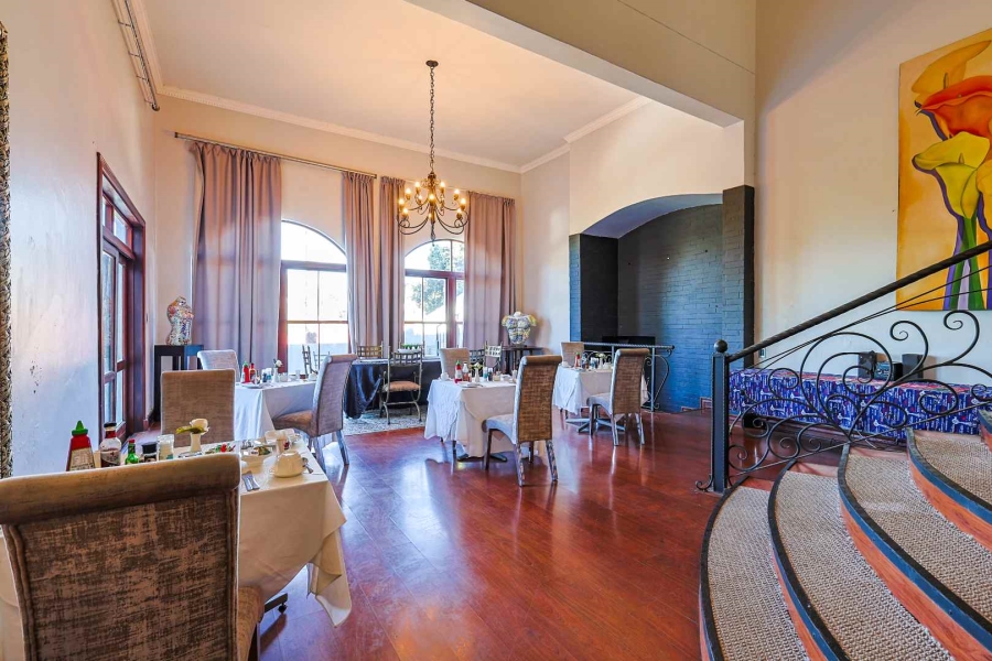5 Bedroom Property for Sale in Waterkloof Ridge Gauteng