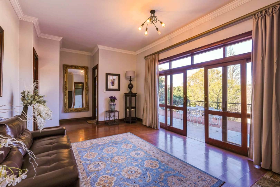 5 Bedroom Property for Sale in Waterkloof Ridge Gauteng