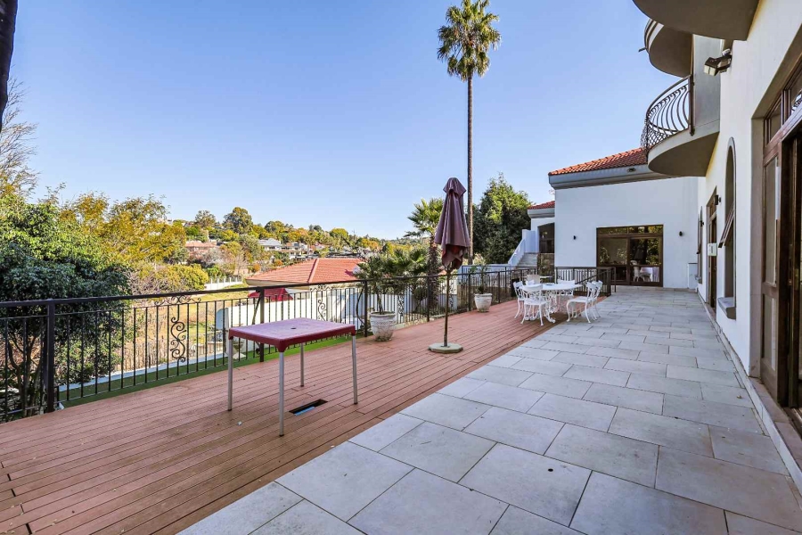 5 Bedroom Property for Sale in Waterkloof Ridge Gauteng
