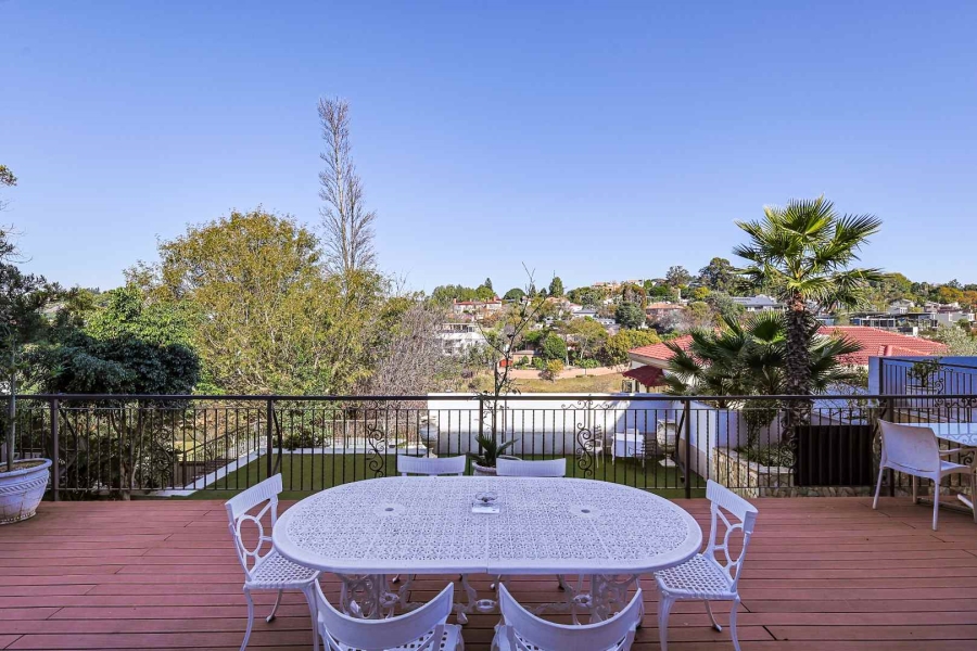 5 Bedroom Property for Sale in Waterkloof Ridge Gauteng