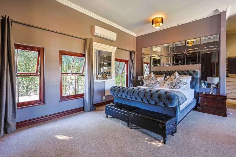 5 Bedroom Property for Sale in Waterkloof Ridge Gauteng
