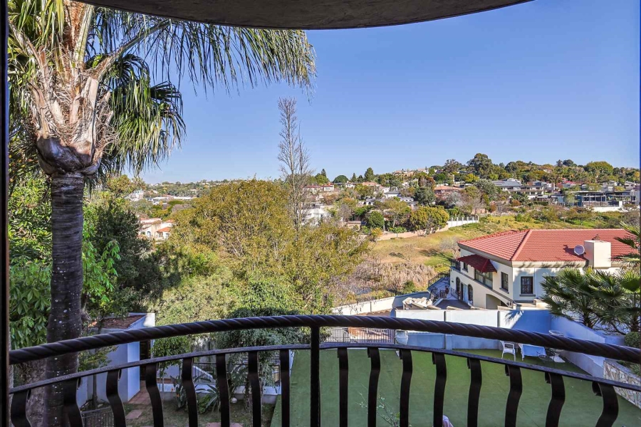 5 Bedroom Property for Sale in Waterkloof Ridge Gauteng