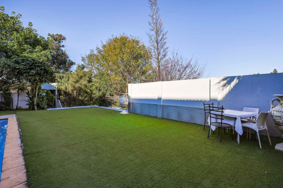 5 Bedroom Property for Sale in Waterkloof Ridge Gauteng