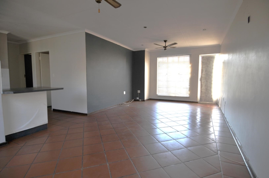 2 Bedroom Property for Sale in Erasmuskloof Gauteng