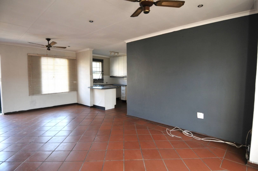2 Bedroom Property for Sale in Erasmuskloof Gauteng