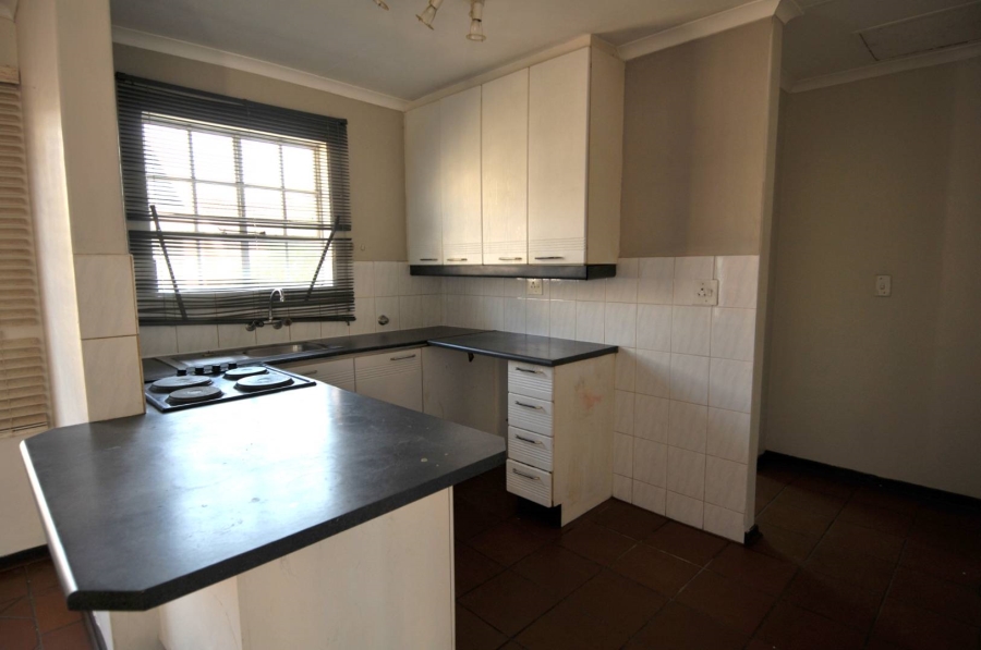2 Bedroom Property for Sale in Erasmuskloof Gauteng