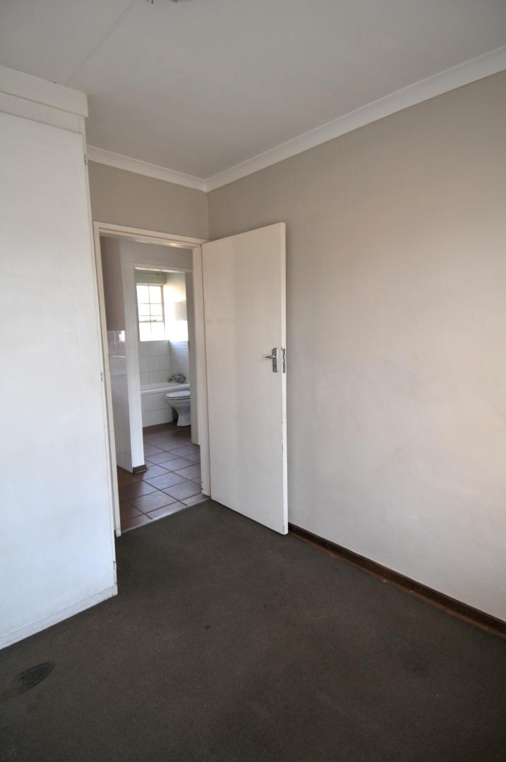 2 Bedroom Property for Sale in Erasmuskloof Gauteng