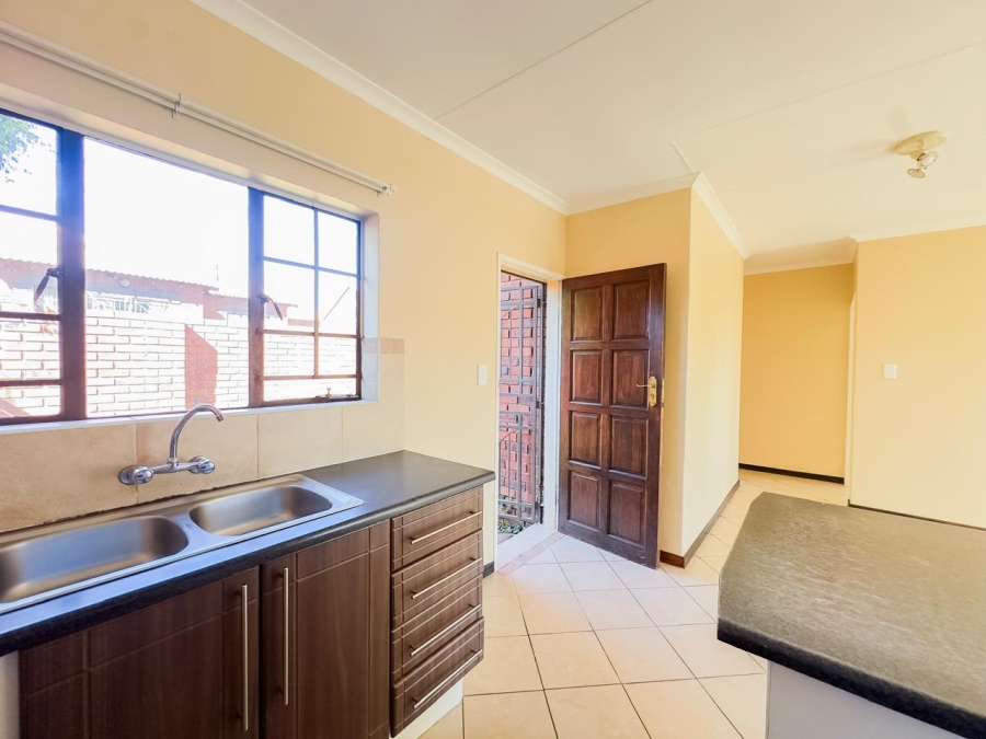 2 Bedroom Property for Sale in Mooikloof Ridge Gauteng