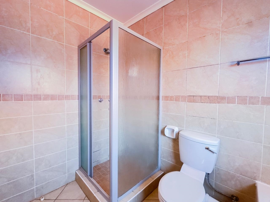 2 Bedroom Property for Sale in Mooikloof Ridge Gauteng
