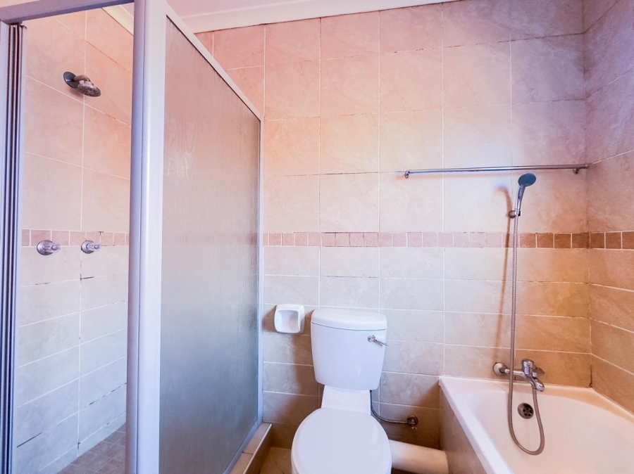 2 Bedroom Property for Sale in Mooikloof Ridge Gauteng
