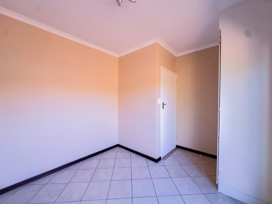 2 Bedroom Property for Sale in Mooikloof Ridge Gauteng