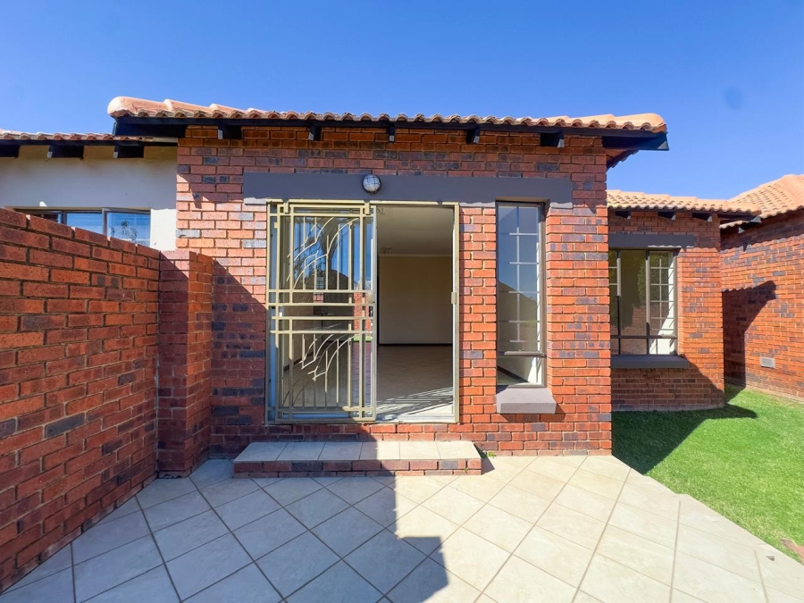 2 Bedroom Property for Sale in Mooikloof Ridge Gauteng