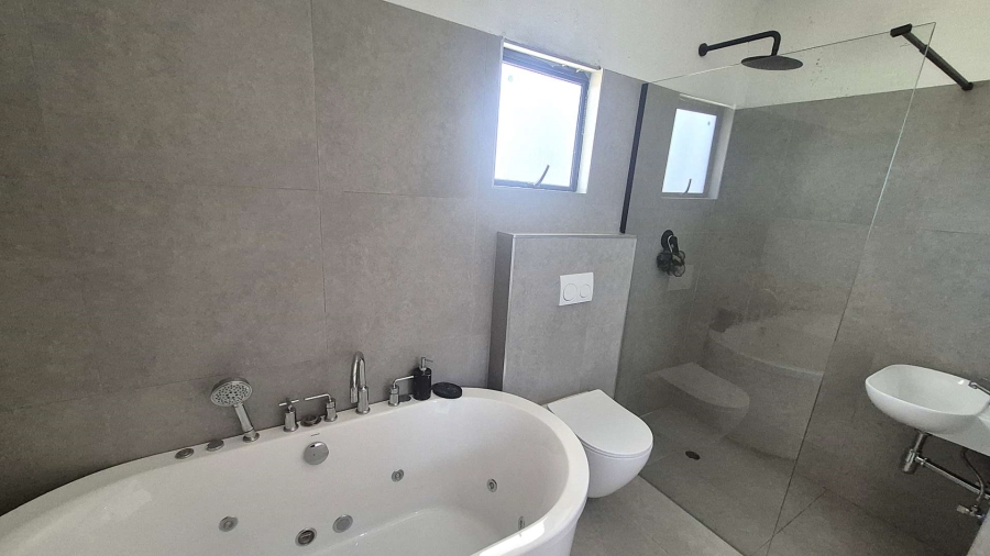 5 Bedroom Property for Sale in Morningside Gauteng