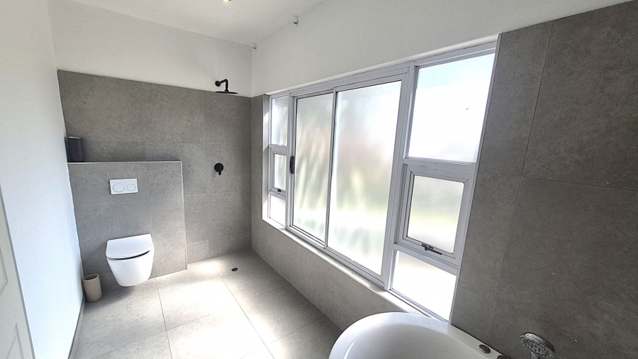 5 Bedroom Property for Sale in Morningside Gauteng