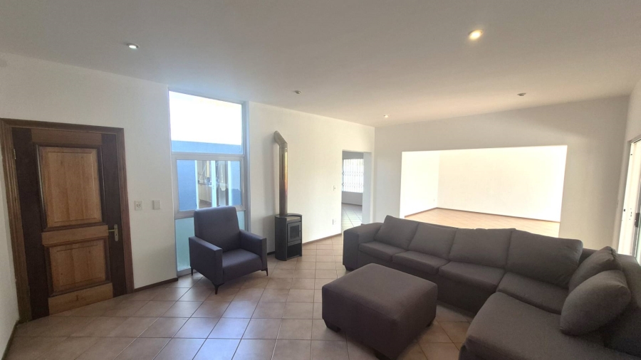 5 Bedroom Property for Sale in Morningside Gauteng