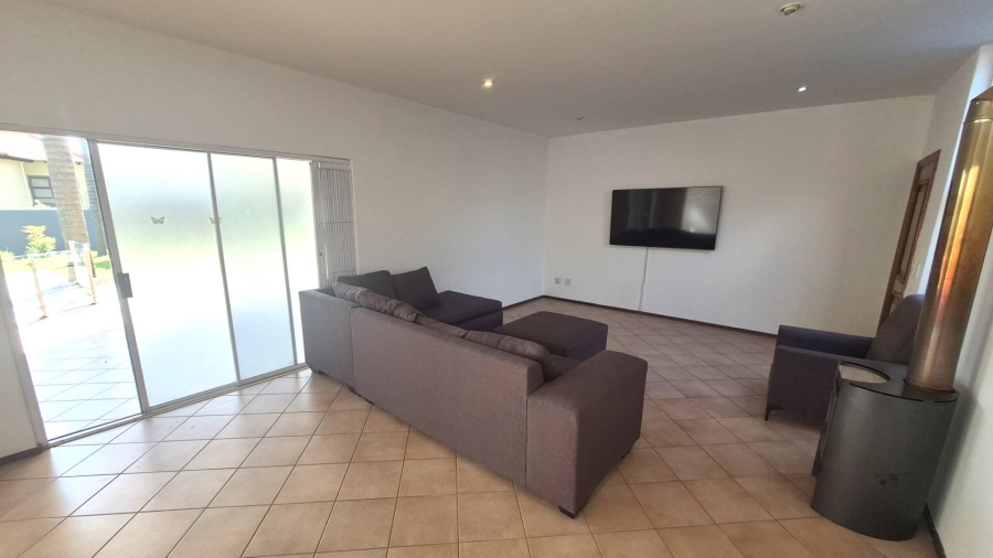 5 Bedroom Property for Sale in Morningside Gauteng