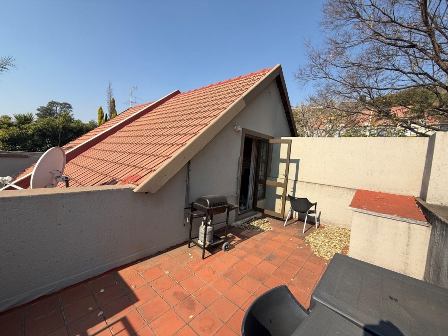 1 Bedroom Property for Sale in Constantia Kloof Gauteng