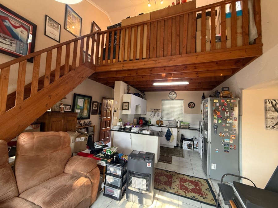 1 Bedroom Property for Sale in Constantia Kloof Gauteng