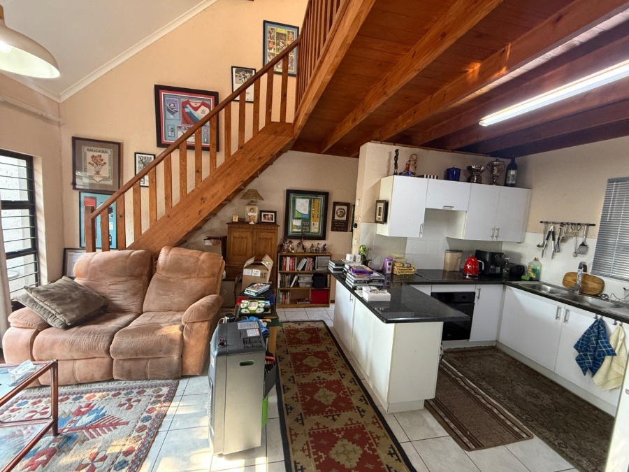 1 Bedroom Property for Sale in Constantia Kloof Gauteng