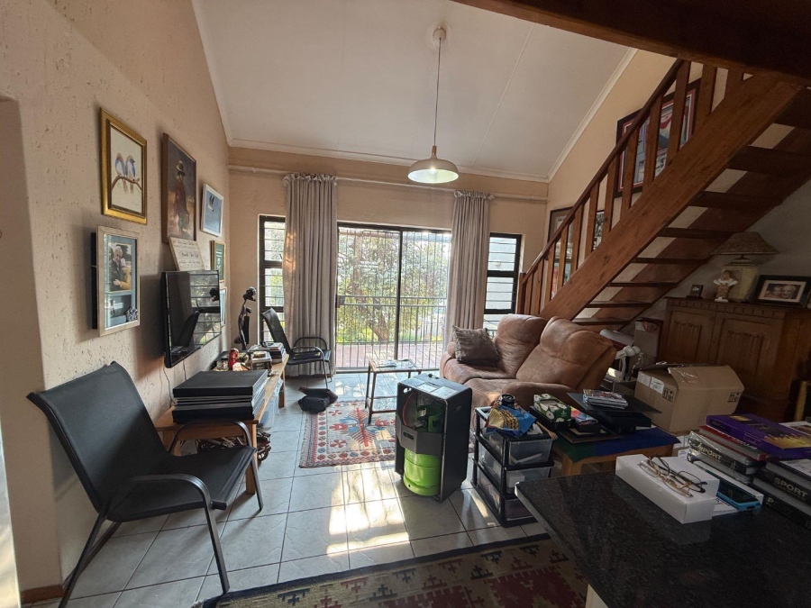 1 Bedroom Property for Sale in Constantia Kloof Gauteng