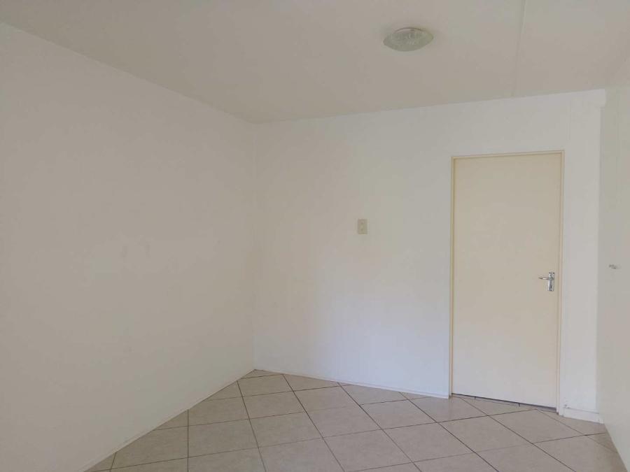 2 Bedroom Property for Sale in Sundowner Gauteng