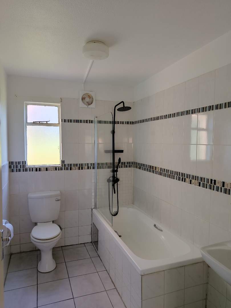 2 Bedroom Property for Sale in Sundowner Gauteng