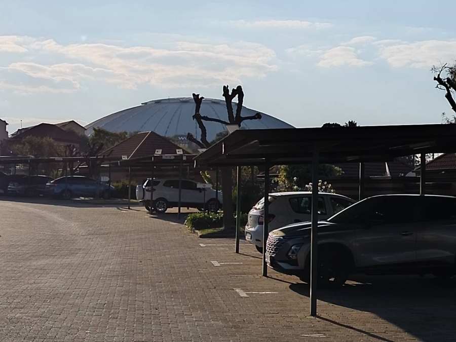 2 Bedroom Property for Sale in Sundowner Gauteng