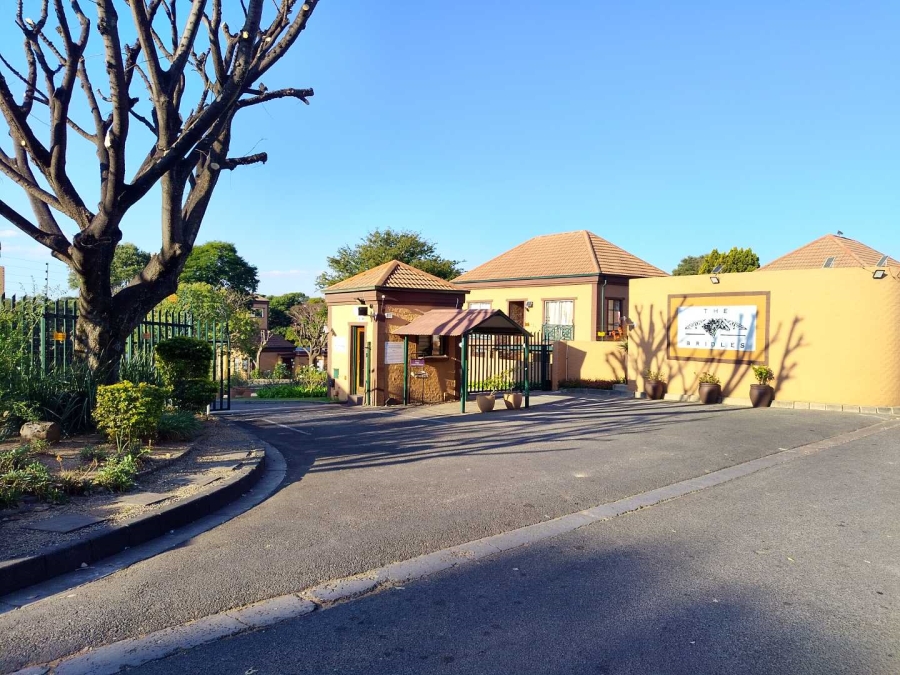 2 Bedroom Property for Sale in Sundowner Gauteng