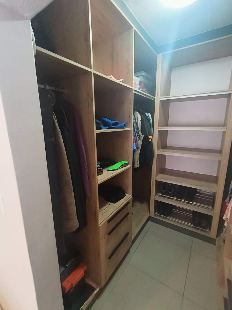 4 Bedroom Property for Sale in Erasmuskloof Gauteng