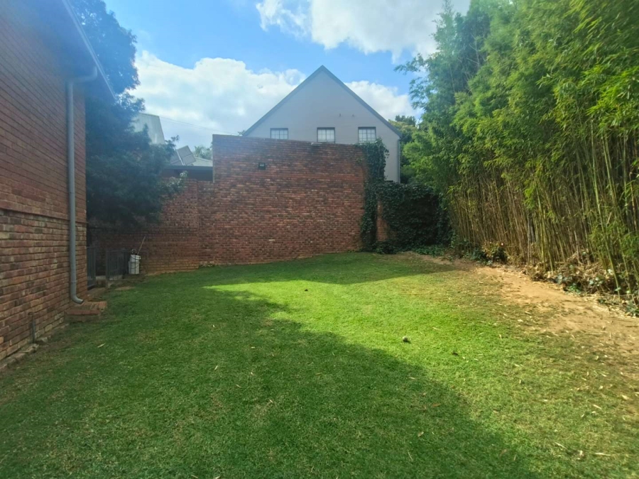 4 Bedroom Property for Sale in Erasmuskloof Gauteng