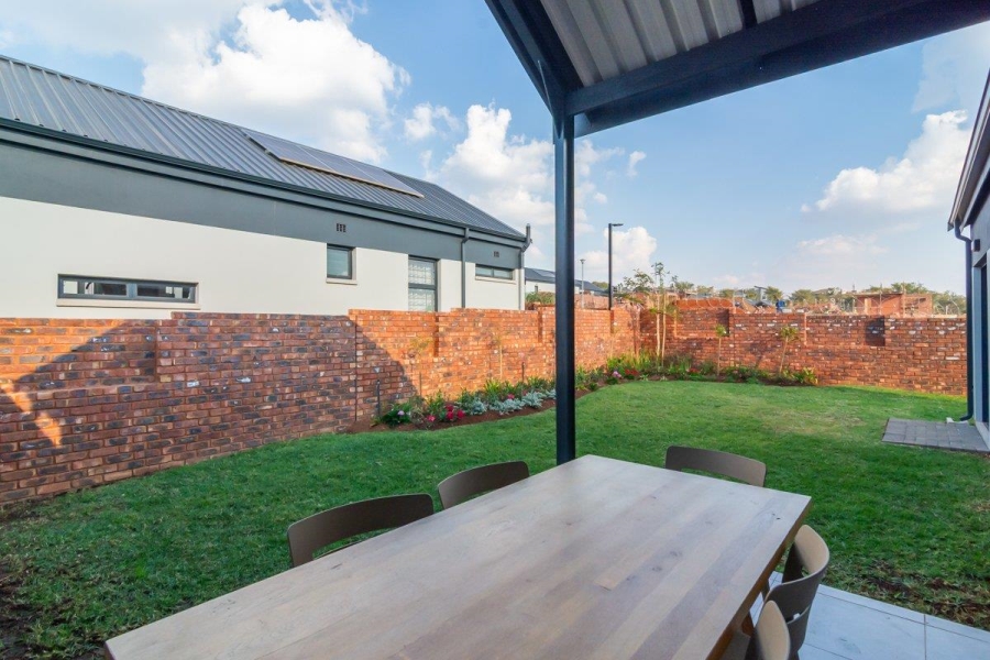 4 Bedroom Property for Sale in North Riding Gauteng