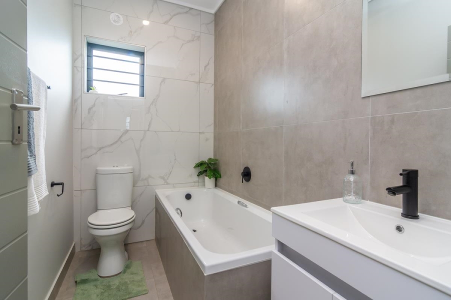 3 Bedroom Property for Sale in North Riding Gauteng