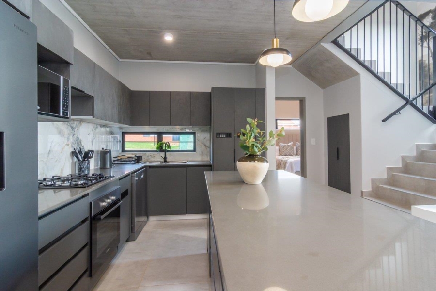 4 Bedroom Property for Sale in North Riding Gauteng