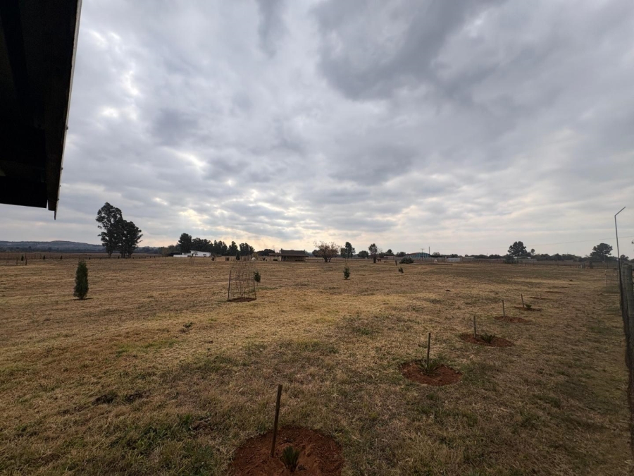 6 Bedroom Property for Sale in Valley Settlements A H Gauteng