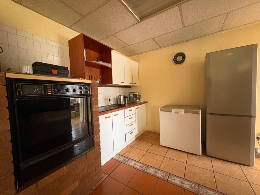 9 Bedroom Property for Sale in Valley Settlements A H Gauteng