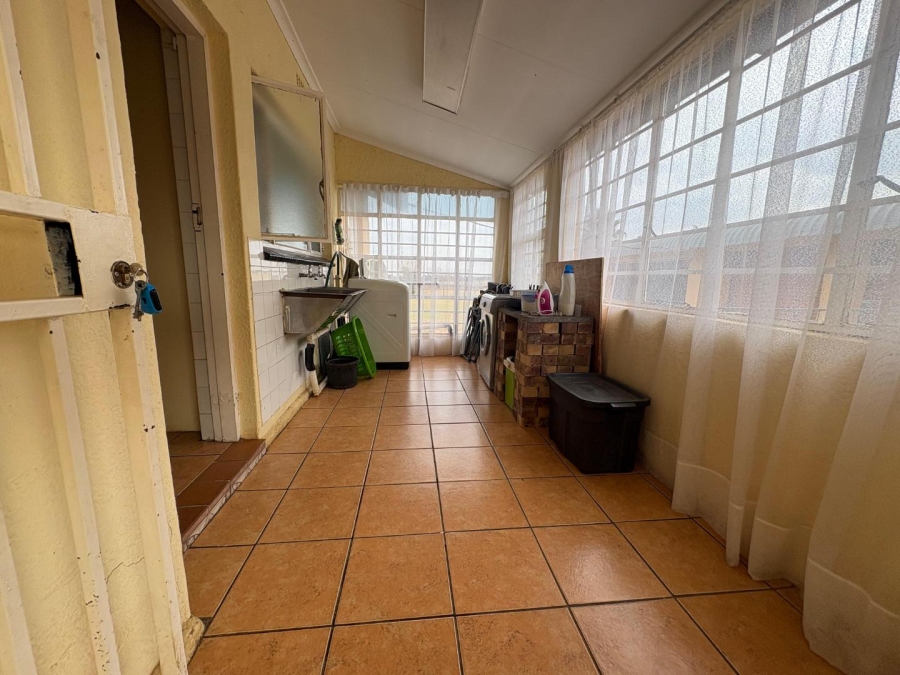 9 Bedroom Property for Sale in Valley Settlements A H Gauteng