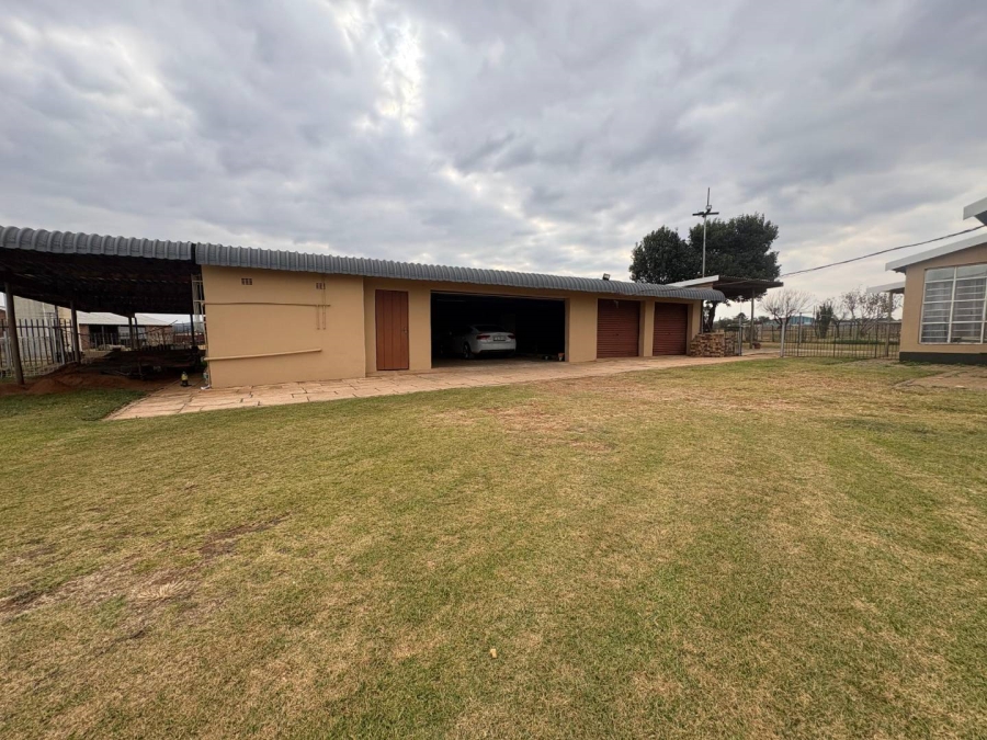 9 Bedroom Property for Sale in Valley Settlements A H Gauteng