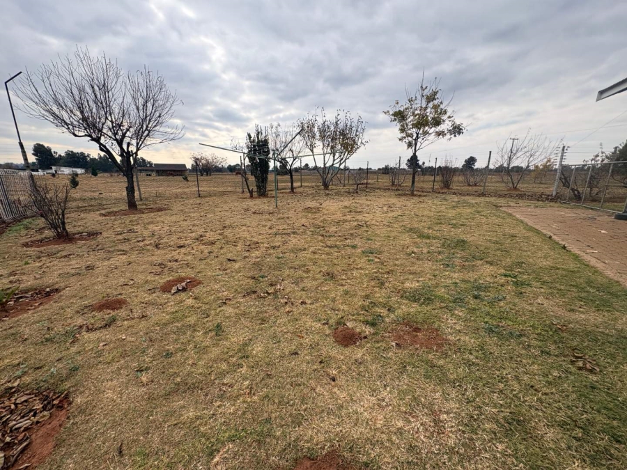 9 Bedroom Property for Sale in Valley Settlements A H Gauteng