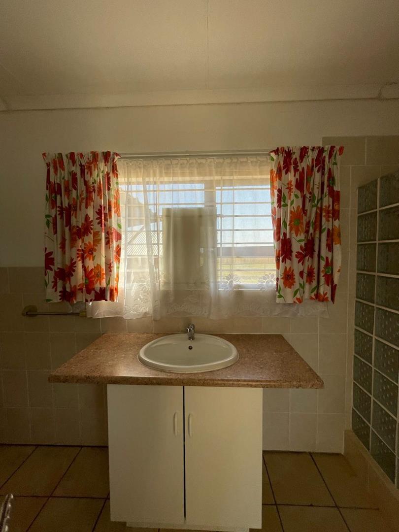 9 Bedroom Property for Sale in Valley Settlements A H Gauteng