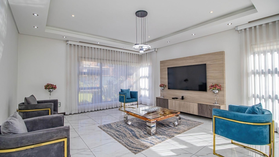 4 Bedroom Property for Sale in La Como Lifestyle Estate Gauteng