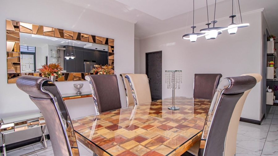 4 Bedroom Property for Sale in La Como Lifestyle Estate Gauteng