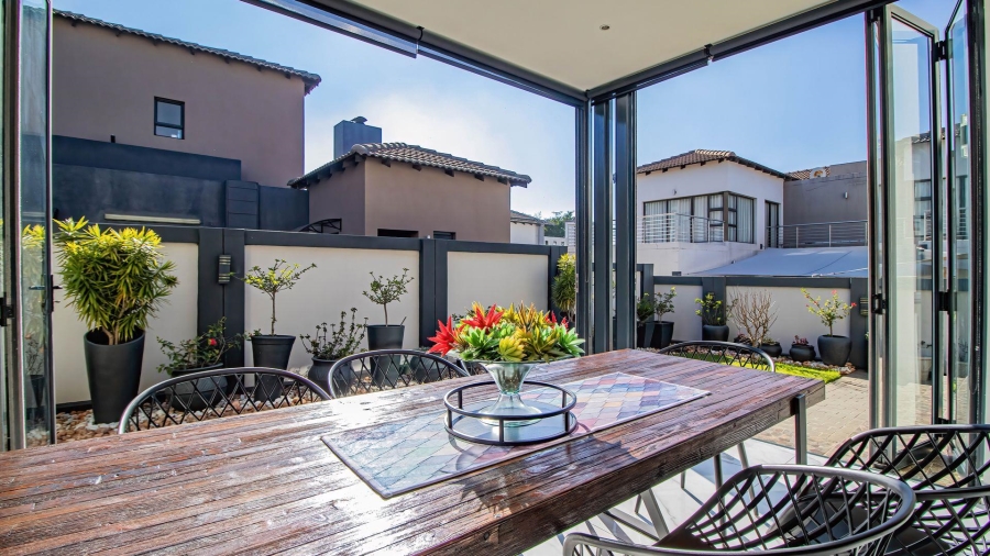 4 Bedroom Property for Sale in La Como Lifestyle Estate Gauteng
