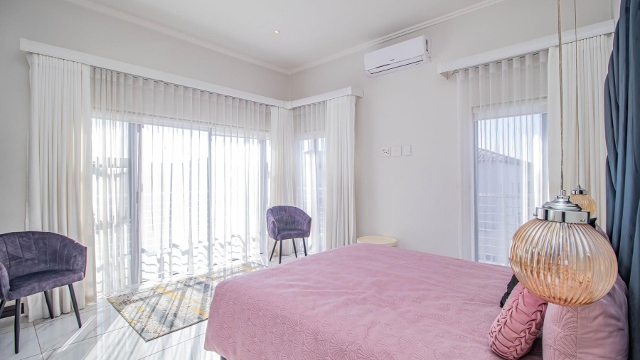 4 Bedroom Property for Sale in La Como Lifestyle Estate Gauteng
